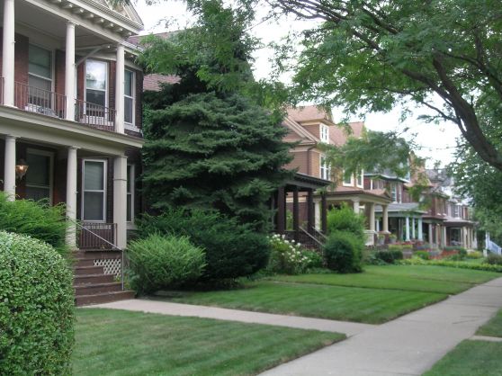 Street scene on avery woodbridge detroit